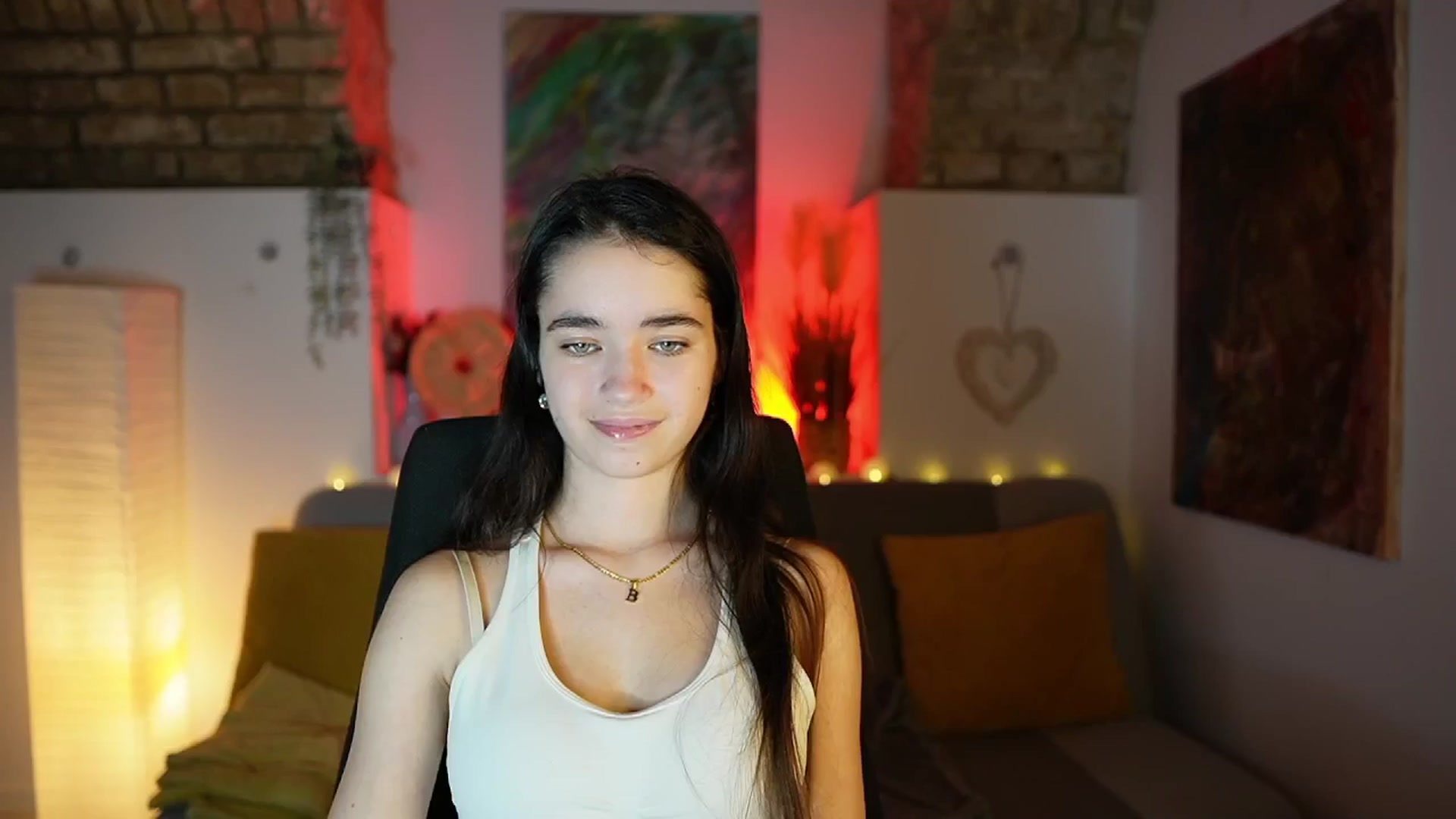 Gallery image thumbnail from Gia_Paige18's myfreecams stream on, 01/17/2025, 18:52 image 8 of 20