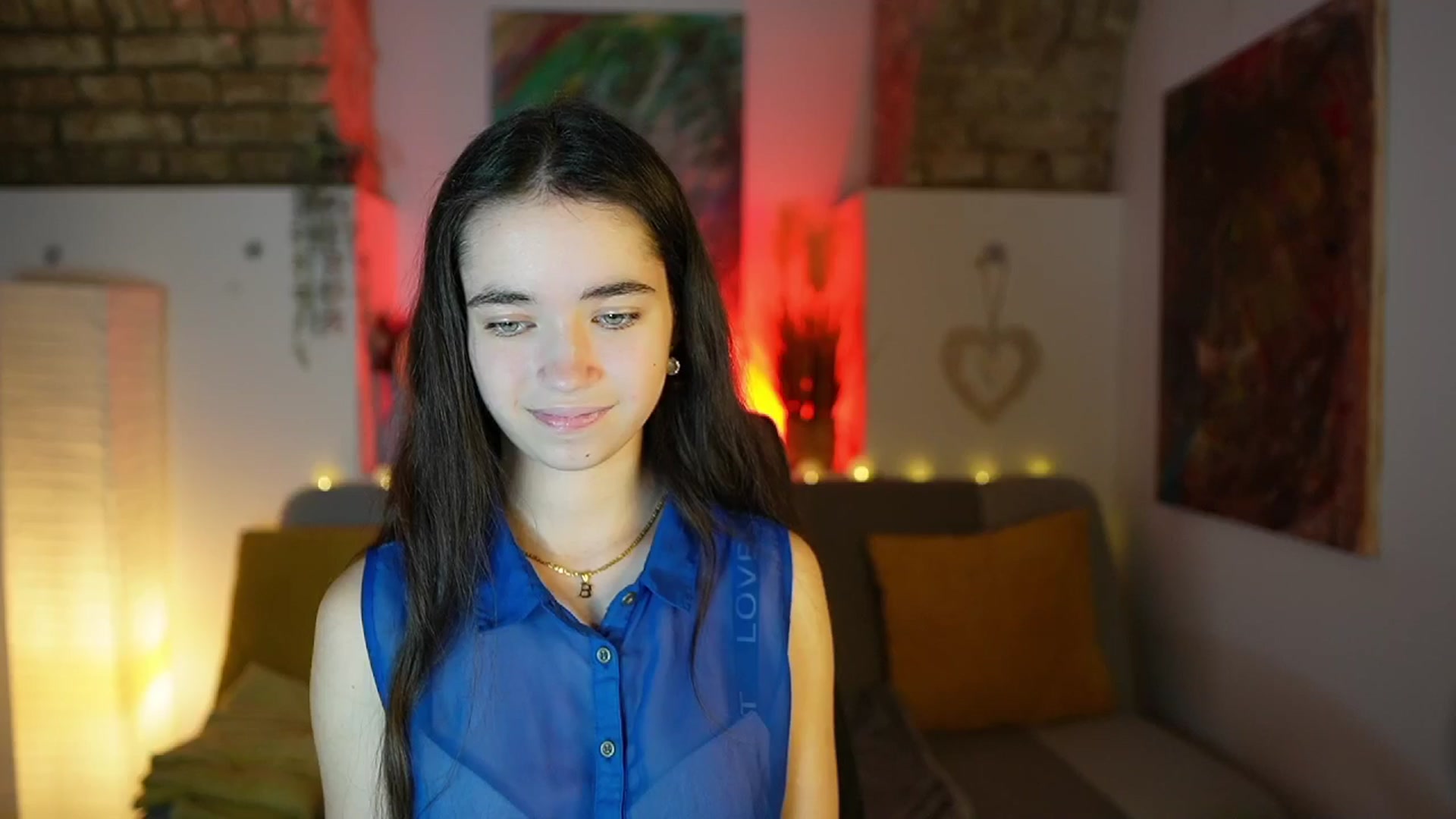 Gallery image thumbnail from Gia_Paige18's myfreecams stream on, 01/19/2025, 13:26 image 16 of 20