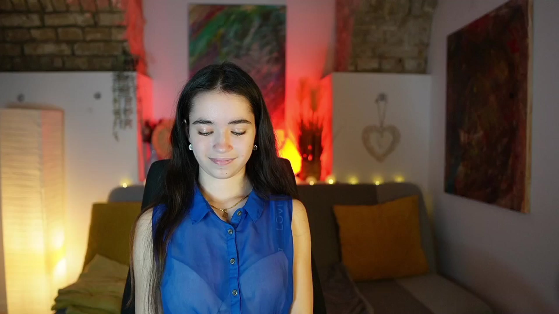 Gallery image thumbnail from Gia_Paige18's myfreecams stream on, 01/19/2025, 13:26 image 9 of 20