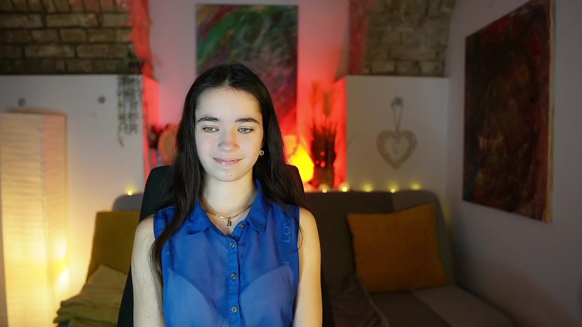 Gallery image thumbnail from Gia_Paige18's myfreecams stream on, 01/19/2025, 13:26 image 14 of 20