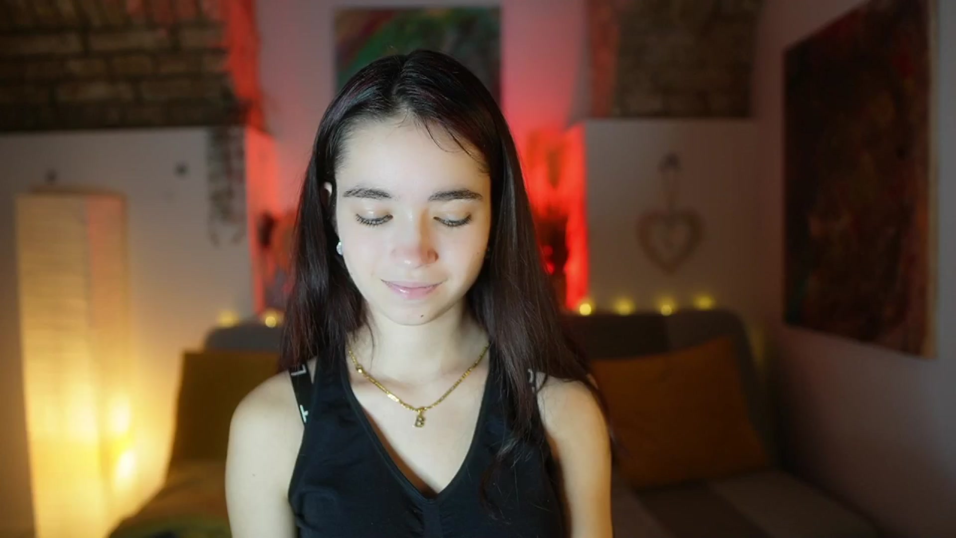 Gallery image thumbnail from Gia_Paige18's myfreecams stream on, 01/25/2025, 09:44 image 11 of 20