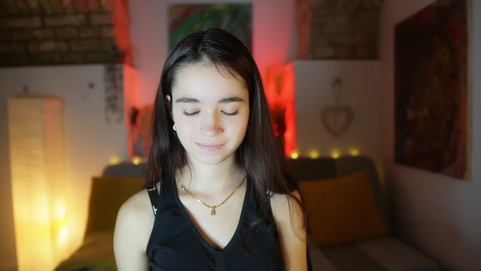 Gallery image thumbnail from Gia_Paige18's myfreecams stream on, 01/25/2025, 09:44 image 19 of 20
