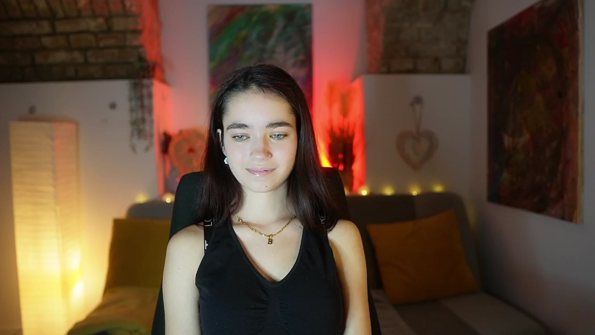 Gallery image thumbnail from Gia_Paige18's myfreecams stream on, 01/25/2025, 14:04 image 4 of 20