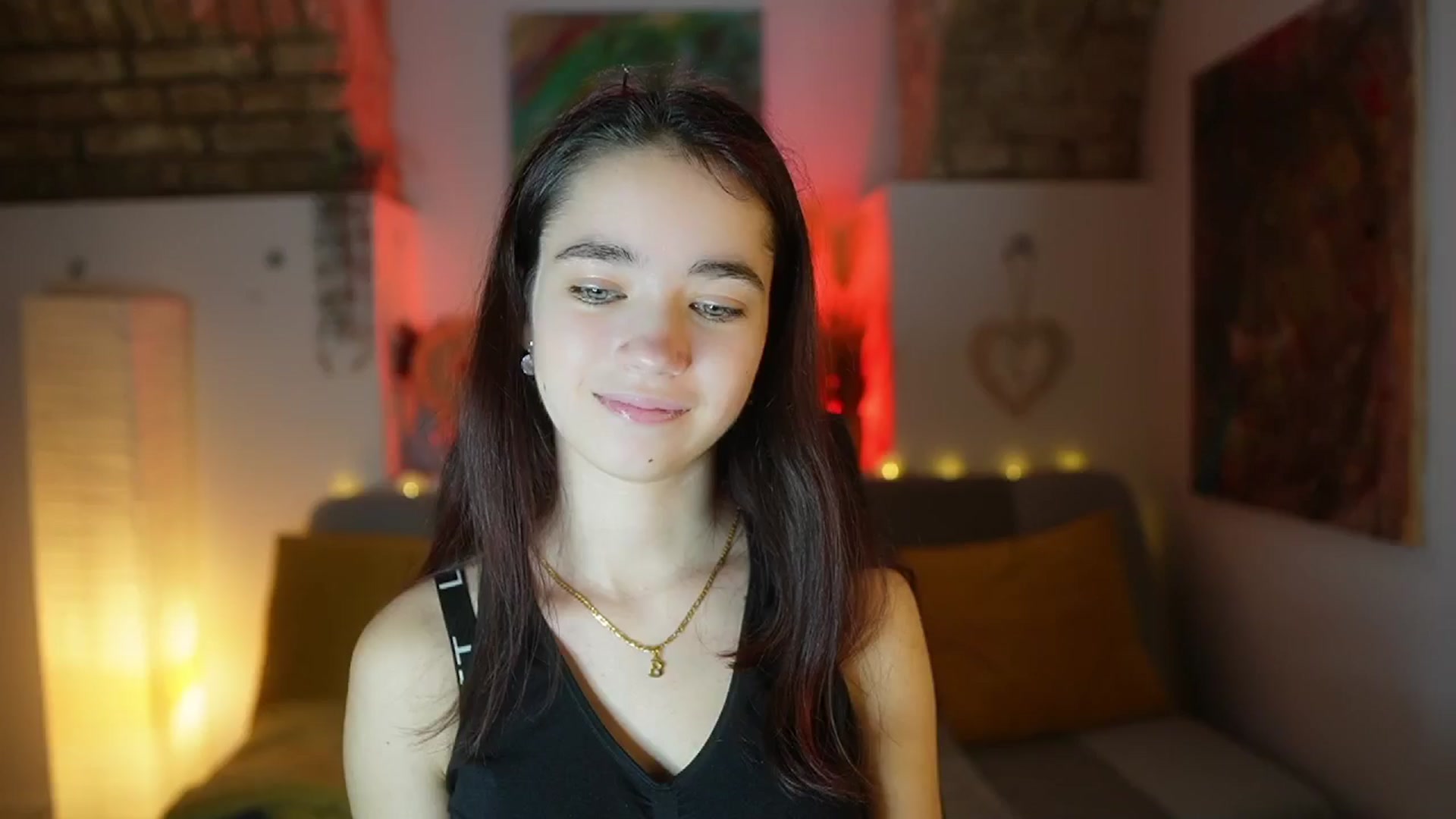 Gallery image thumbnail from Gia_Paige18's myfreecams stream on, 01/25/2025, 14:04 image 10 of 20