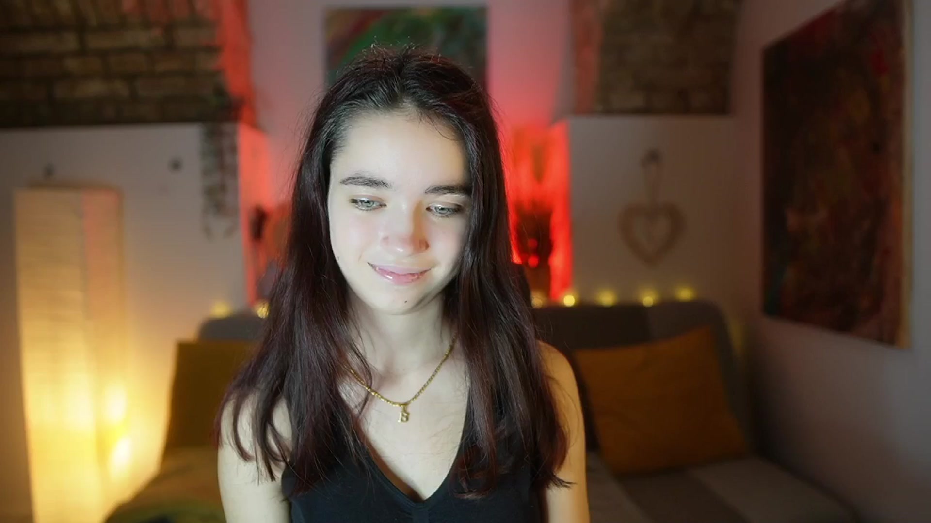 Gallery image thumbnail from Gia_Paige18's myfreecams stream on, 01/25/2025, 14:04 image 13 of 20