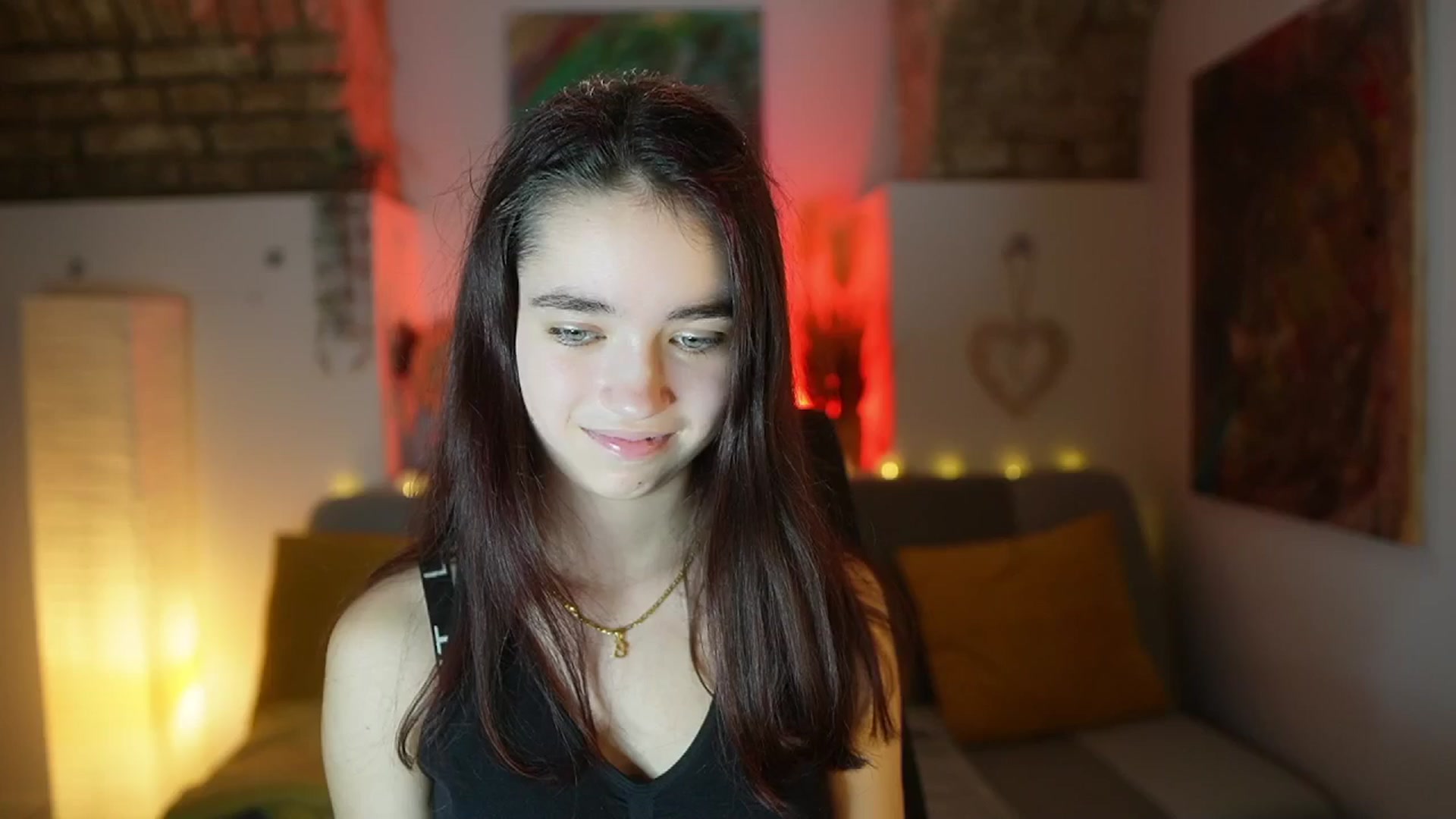 Gallery image thumbnail from Gia_Paige18's myfreecams stream on, 01/25/2025, 14:04 image 16 of 20