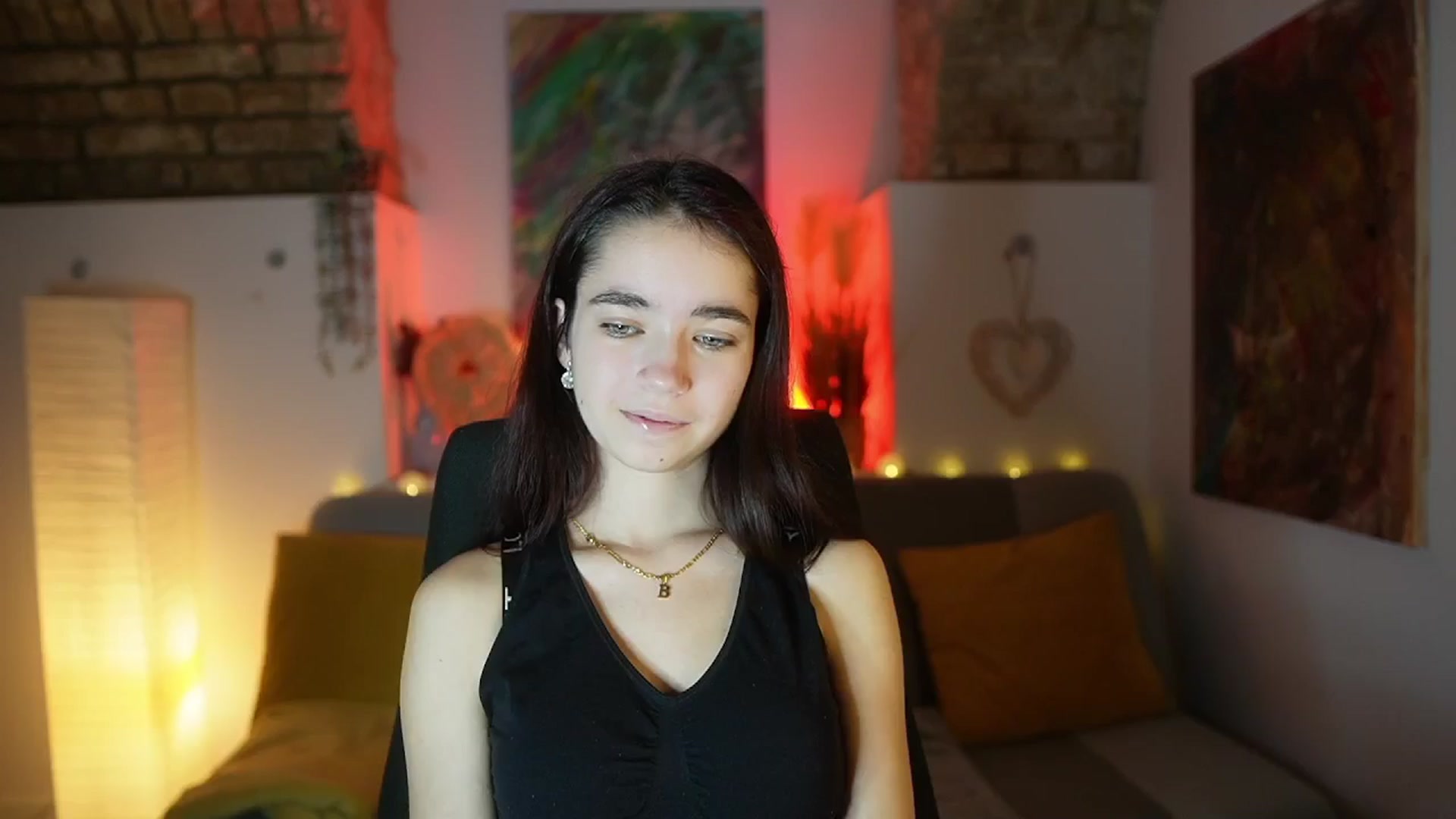 Gallery image thumbnail from Gia_Paige18's myfreecams stream on, 01/25/2025, 14:04 image 3 of 20