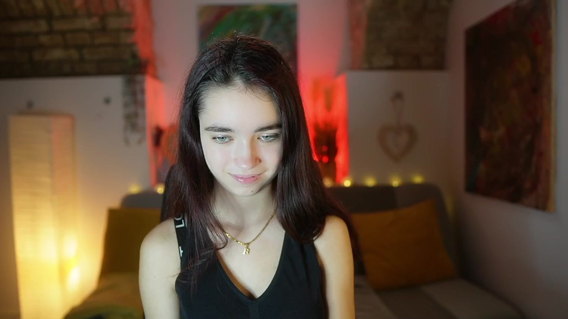 Gallery image thumbnail from Gia_Paige18's myfreecams stream on, 01/25/2025, 14:04 image 14 of 20