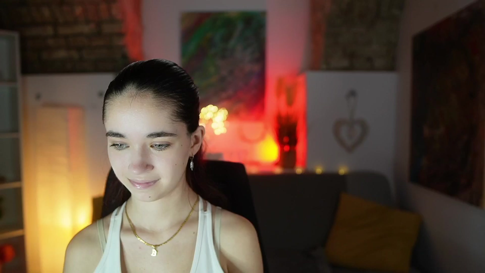 Gallery image thumbnail from Gia_Paige18's myfreecams stream on, 01/31/2025, 10:30 image 14 of 20
