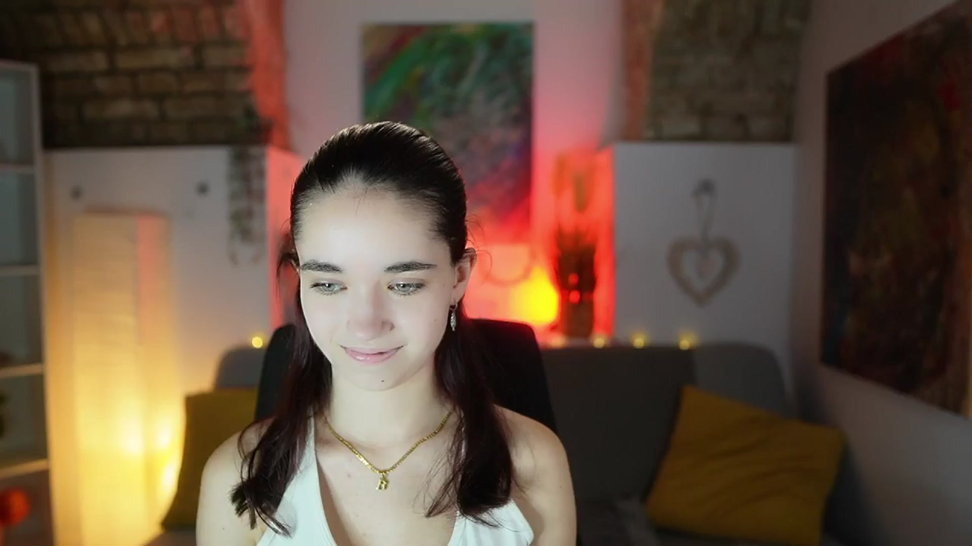 Gallery image thumbnail from Gia_Paige18's myfreecams stream on, 01/31/2025, 13:02 image 1 of 20