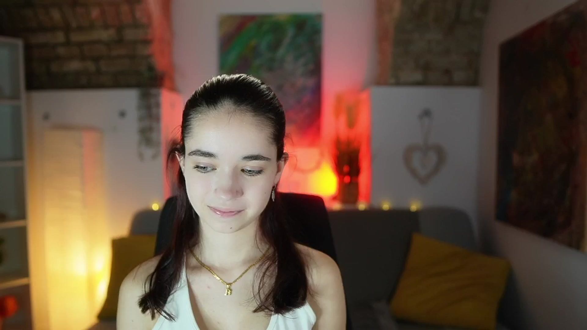 Gallery image thumbnail from Gia_Paige18's myfreecams stream on, 01/31/2025, 13:02 image 6 of 20