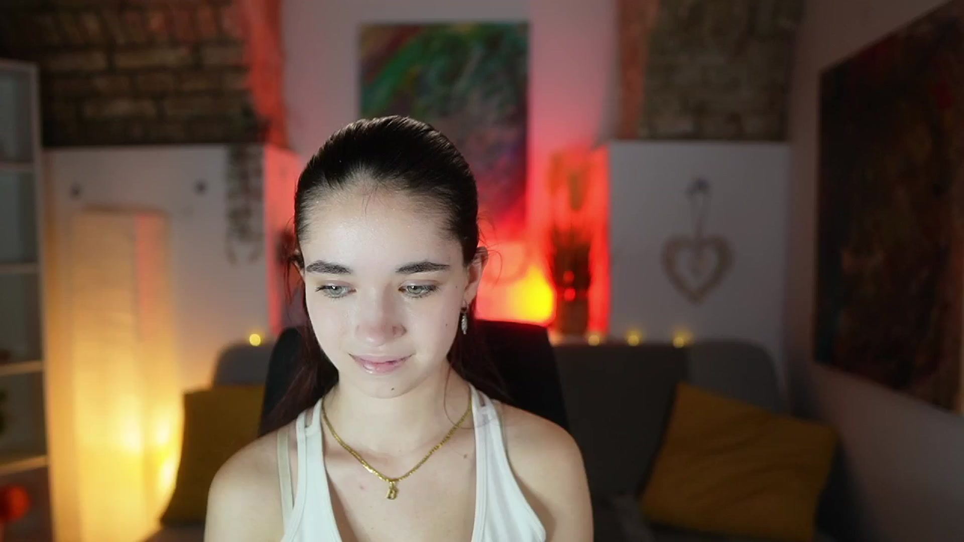 Gallery image thumbnail from Gia_Paige18's myfreecams stream on, 01/31/2025, 13:02 image 12 of 20