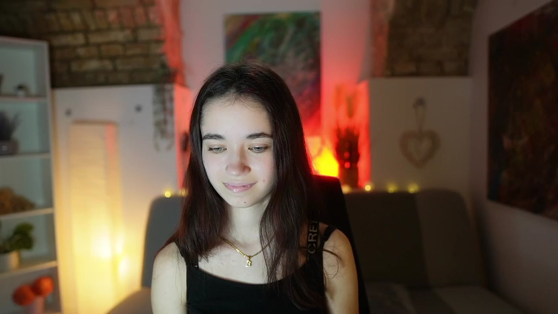 Gallery image thumbnail from Gia_Paige18's myfreecams stream on, 02/04/2025, 13:15 image 4 of 20