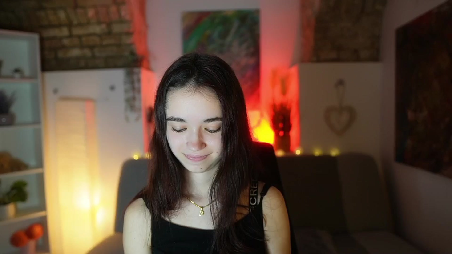 Gallery image thumbnail from Gia_Paige18's myfreecams stream on, 02/04/2025, 13:15 image 9 of 20