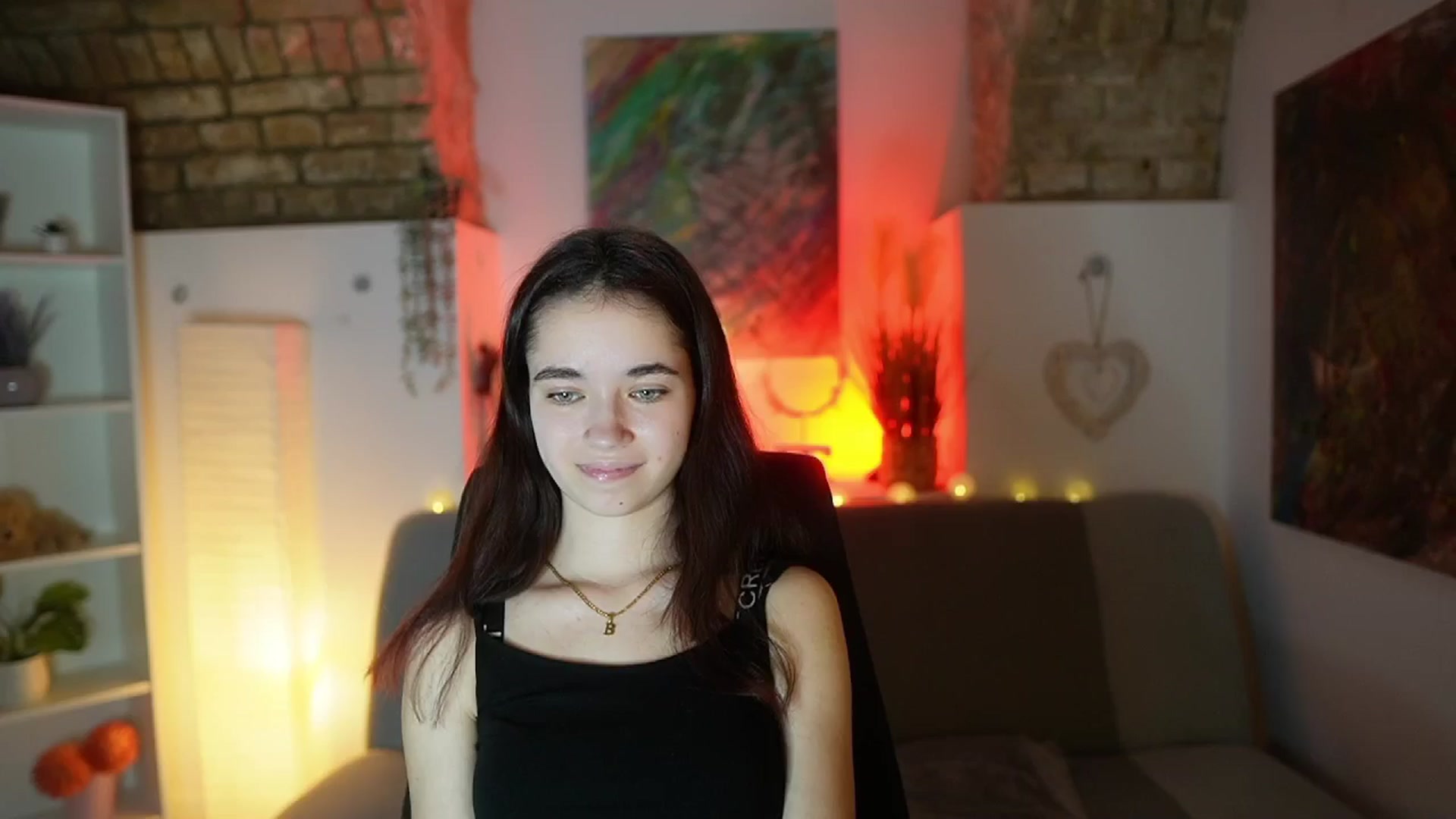 Gallery image thumbnail from Gia_Paige18's myfreecams stream on, 02/04/2025, 13:15 image 18 of 20
