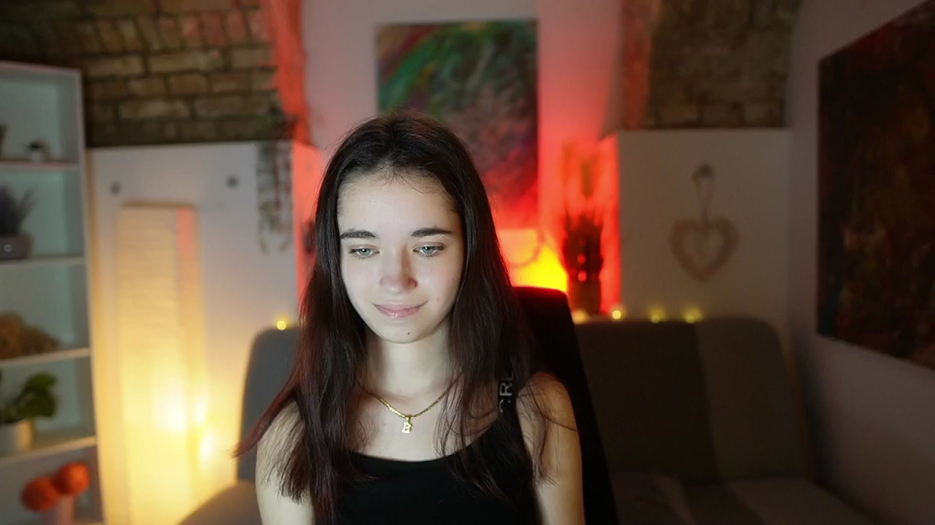 Gallery image thumbnail from Gia_Paige18's myfreecams stream on, 02/04/2025, 13:51 image 18 of 20