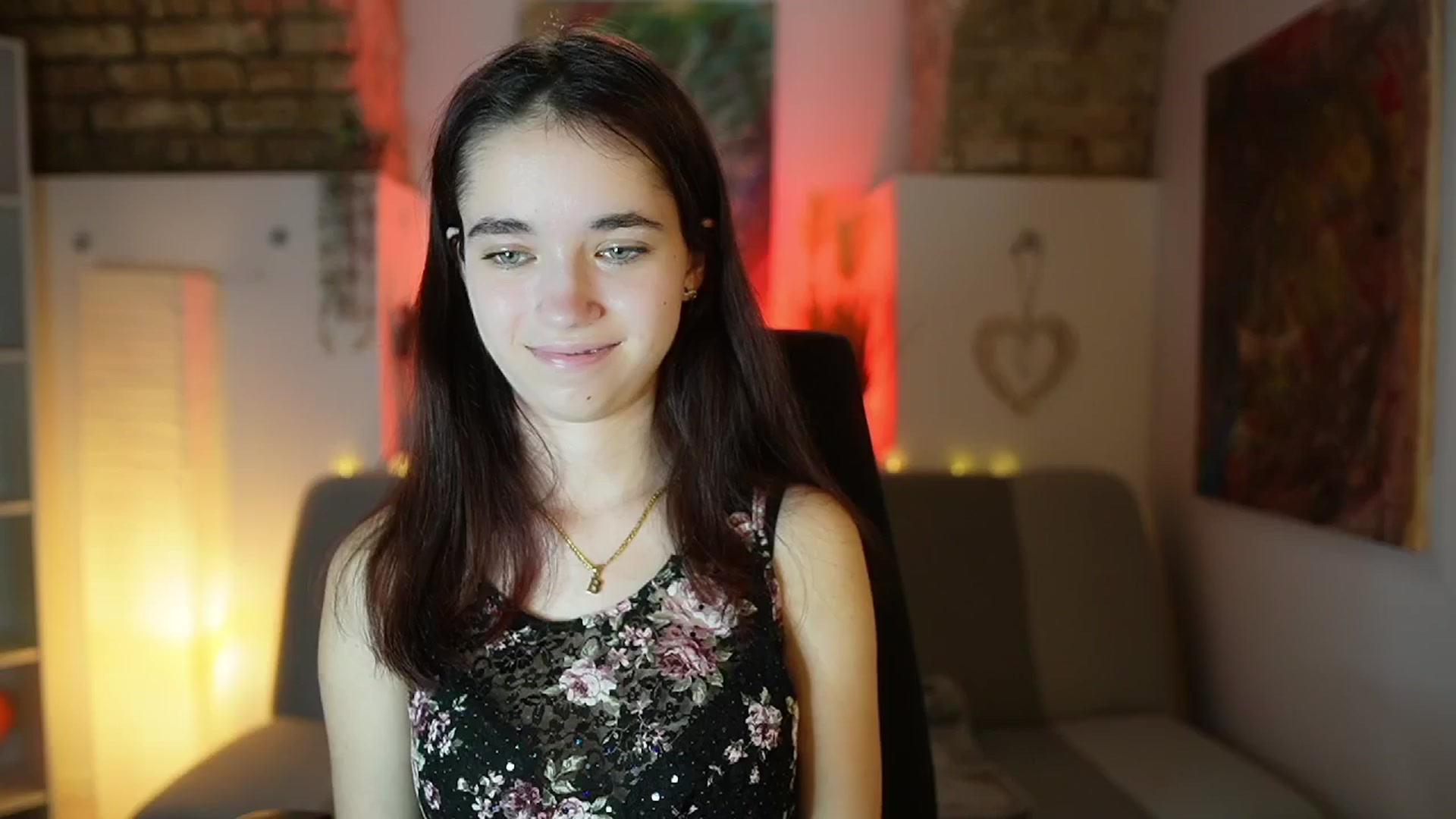 Gallery image thumbnail from Gia_Paige18's myfreecams stream on, 02/06/2025, 11:49 image 11 of 20