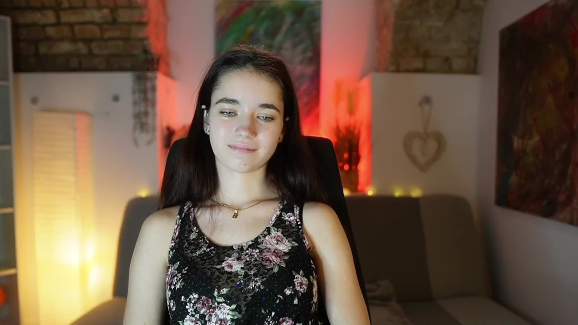 Gallery image thumbnail from Gia_Paige18's myfreecams stream on, 02/06/2025, 13:18 image 8 of 20
