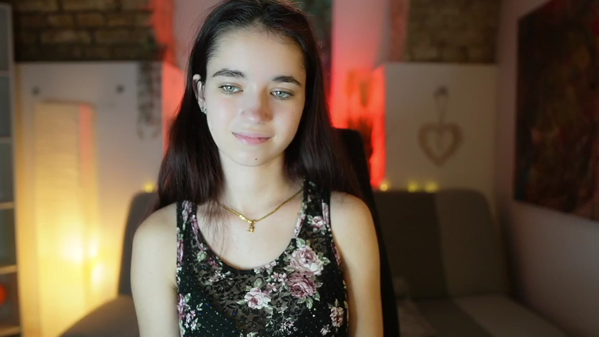 Gallery image thumbnail from Gia_Paige18's myfreecams stream on, 02/06/2025, 13:18 image 2 of 20