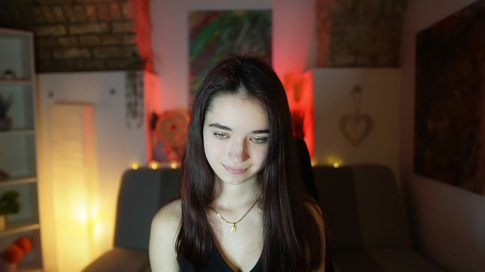 Gallery image thumbnail from Gia_Paige18's myfreecams stream on, 02/08/2025, 16:15 image 4 of 20