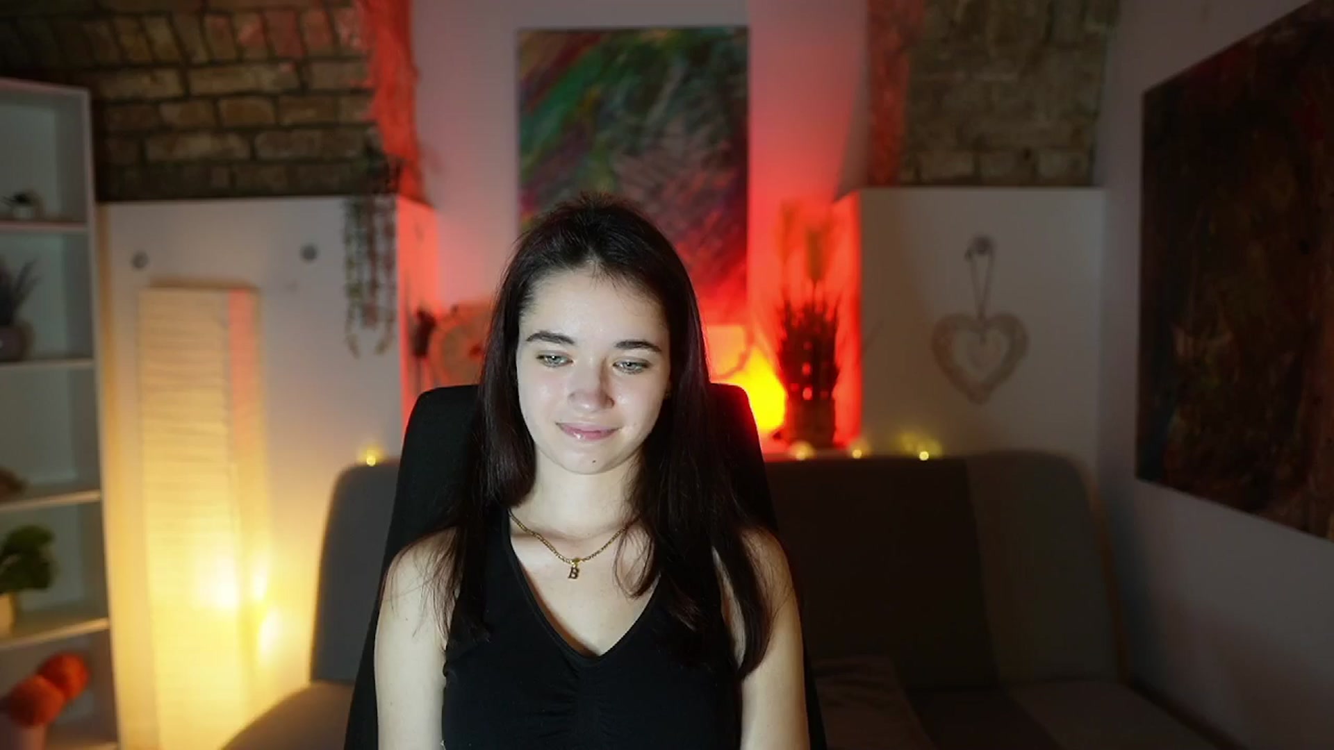 Gallery image thumbnail from Gia_Paige18's myfreecams stream on, 02/08/2025, 17:21 image 8 of 20