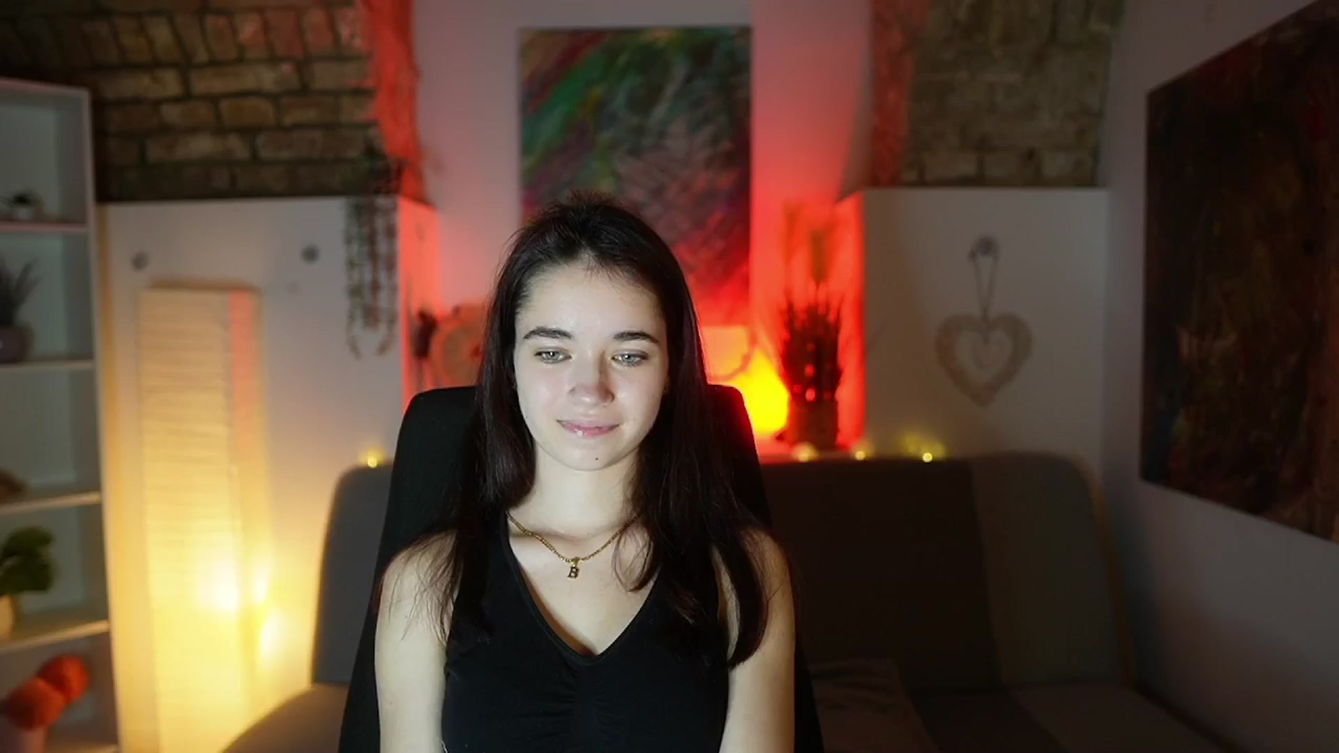 Gallery image thumbnail from Gia_Paige18's myfreecams stream on, 02/08/2025, 17:21 image 6 of 20