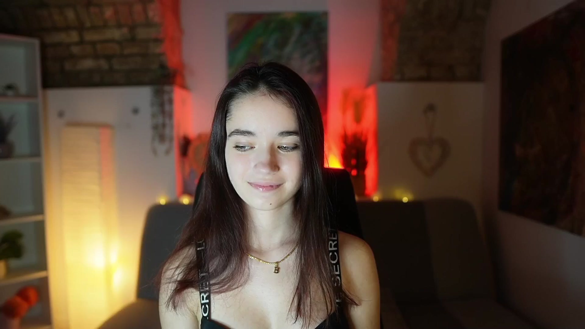 Gallery image thumbnail from Gia_Paige18's myfreecams stream on, 02/08/2025, 18:57 image 4 of 20
