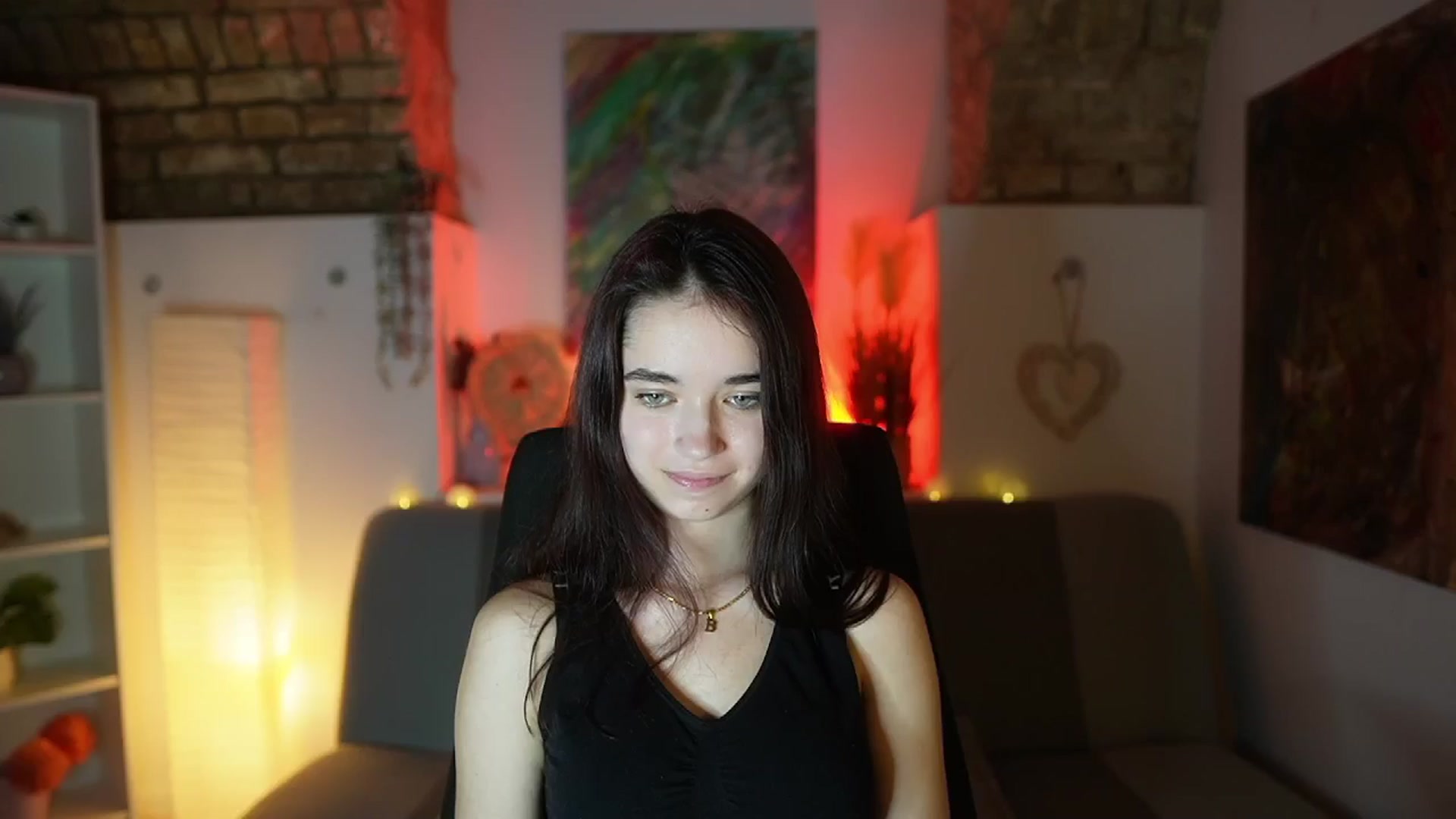 Gallery image thumbnail from Gia_Paige18's myfreecams stream on, 02/08/2025, 18:57 image 16 of 20