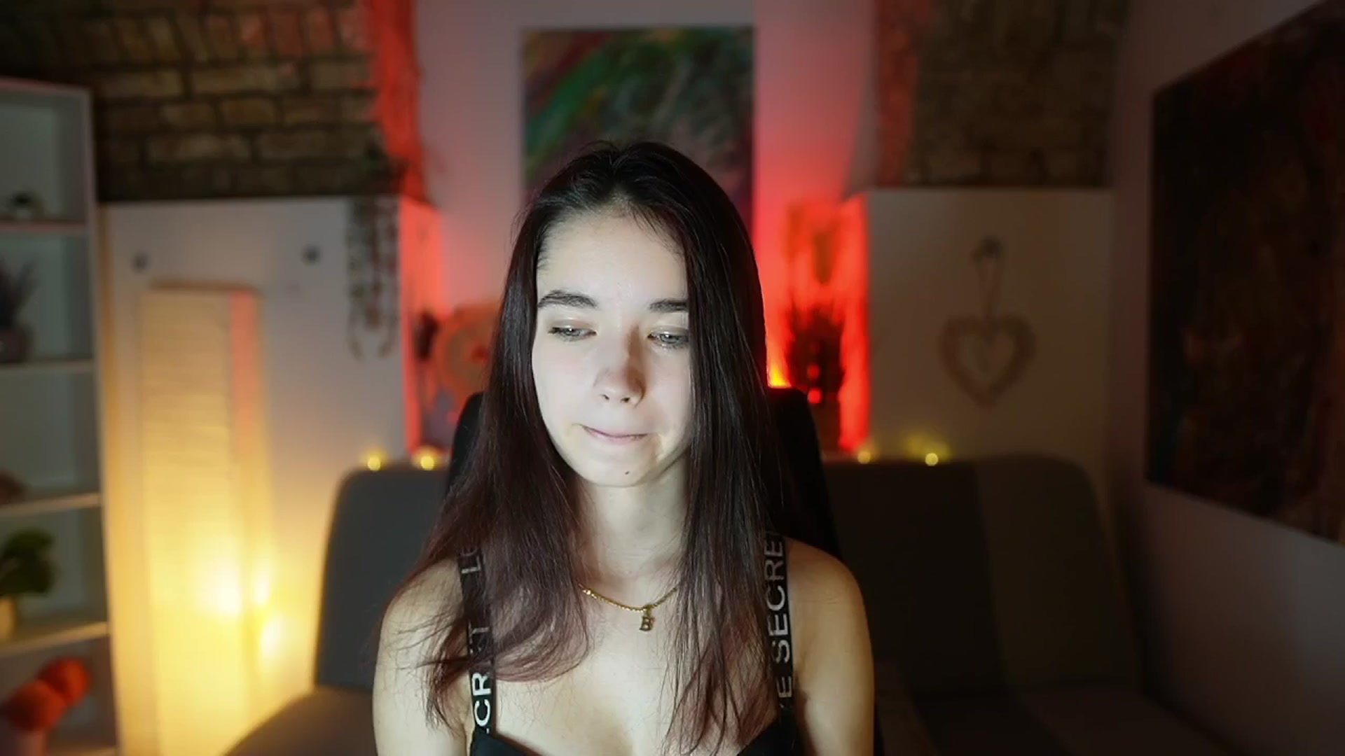 Gallery image thumbnail from Gia_Paige18's myfreecams stream on, 02/08/2025, 18:57 image 6 of 20