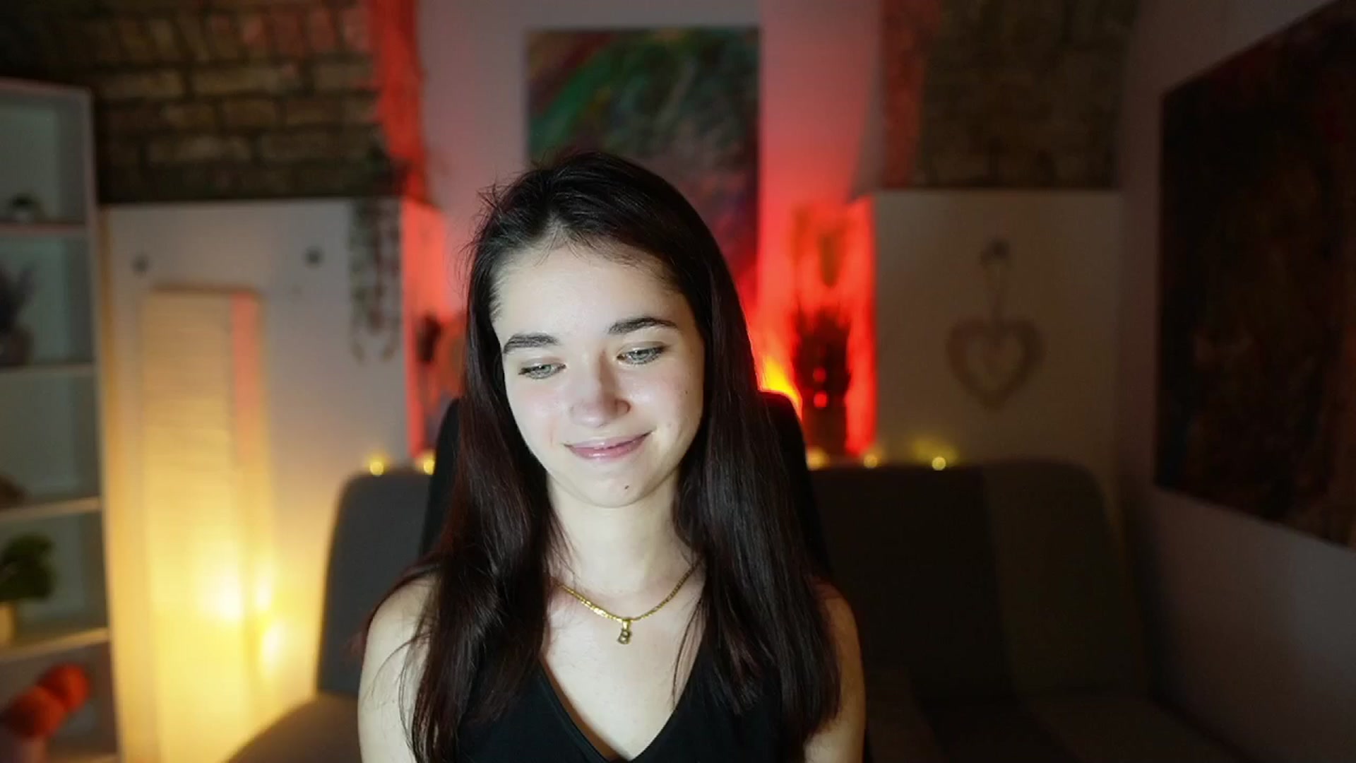 Gallery image thumbnail from Gia_Paige18's myfreecams stream on, 02/08/2025, 19:31 image 11 of 20