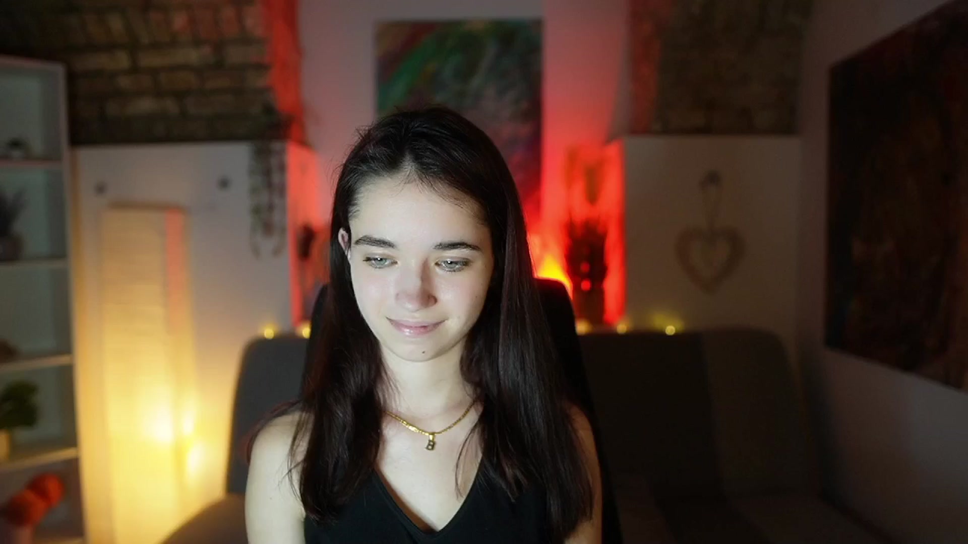 Gallery image thumbnail from Gia_Paige18's myfreecams stream on, 02/08/2025, 19:31 image 16 of 20
