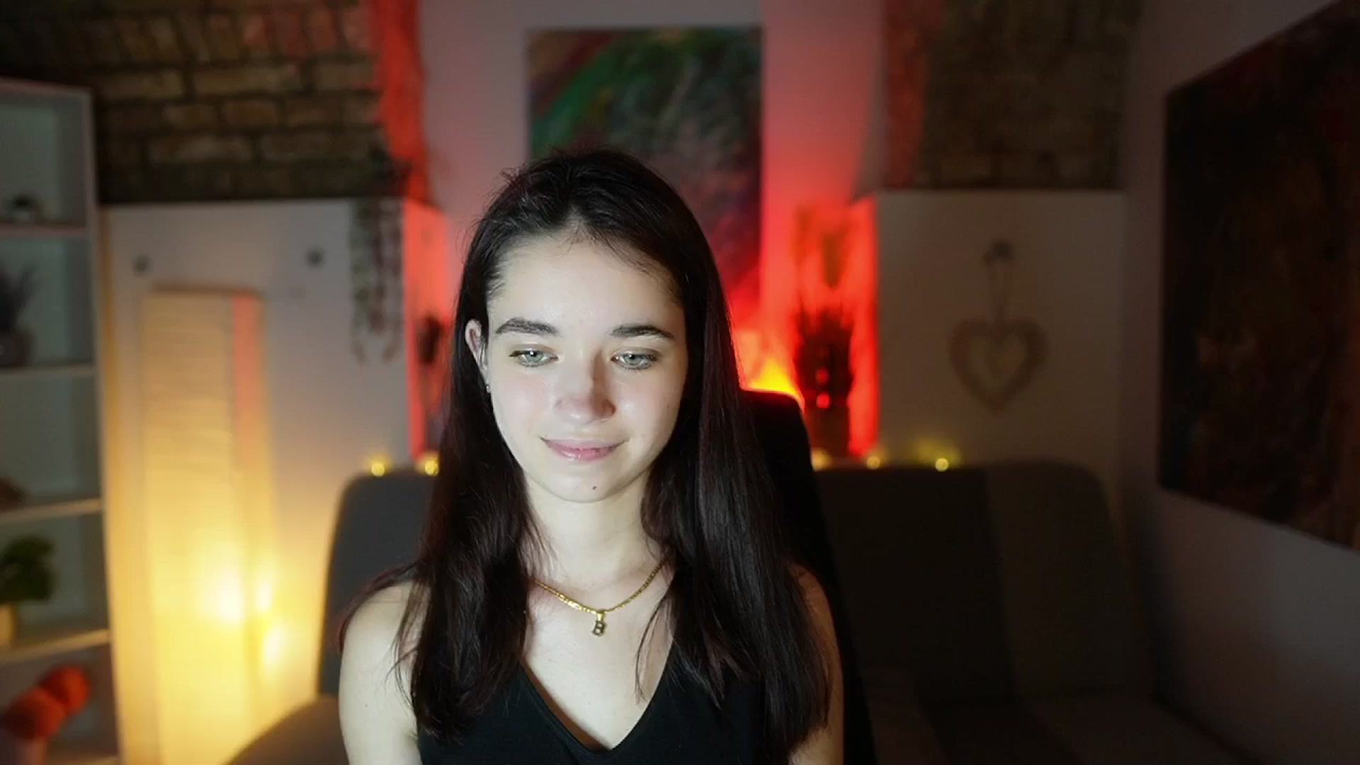 Gallery image thumbnail from Gia_Paige18's myfreecams stream on, 02/08/2025, 19:31 image 19 of 20