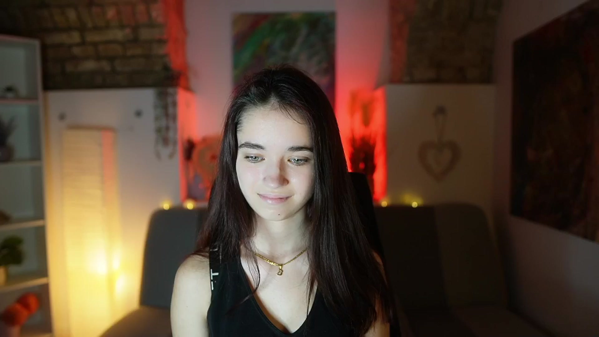 Gallery image thumbnail from Gia_Paige18's myfreecams stream on, 02/08/2025, 20:50 image 8 of 20