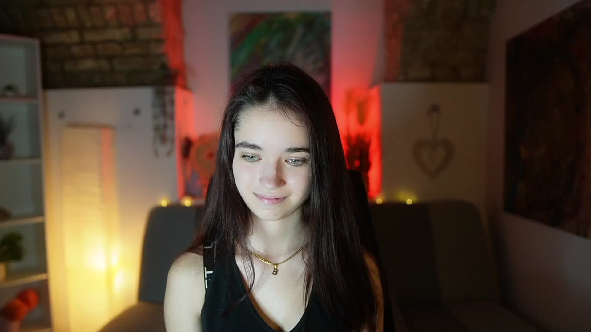 Gallery image thumbnail from Gia_Paige18's myfreecams stream on, 02/08/2025, 20:50 image 9 of 20