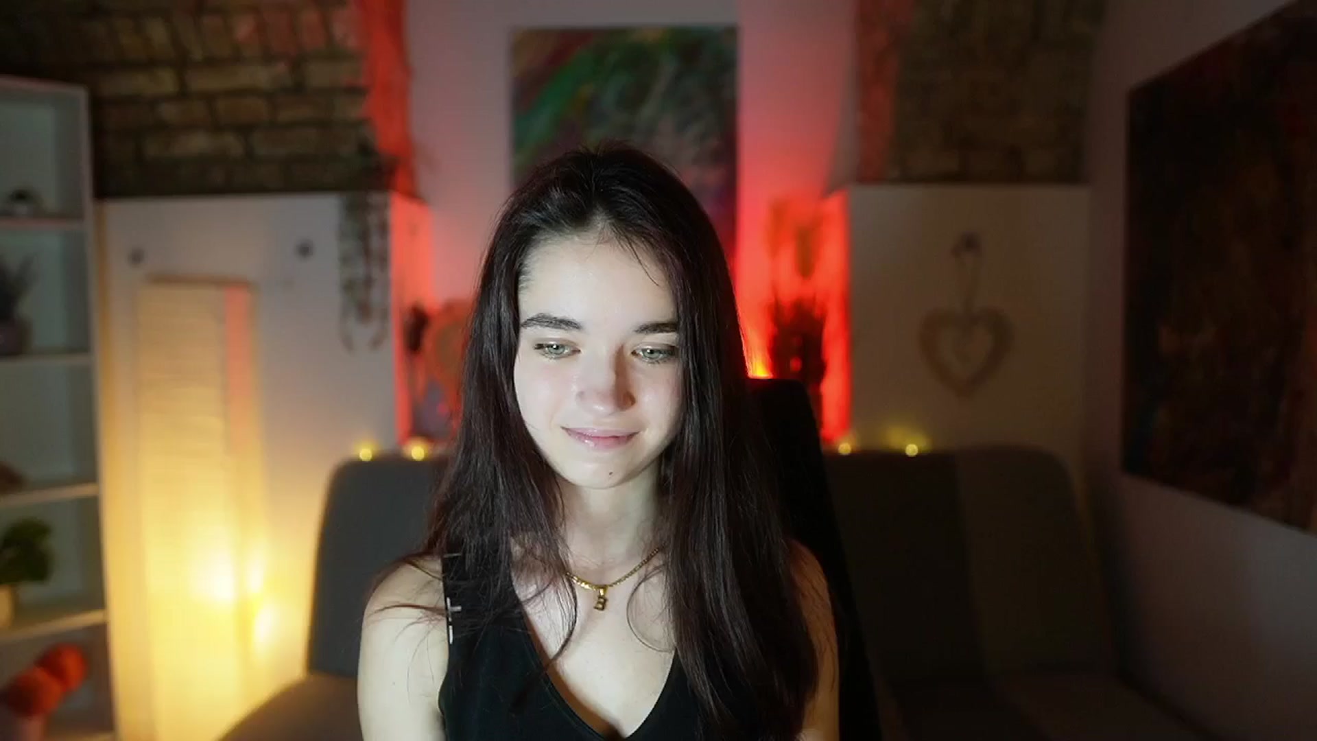 Gallery image thumbnail from Gia_Paige18's myfreecams stream on, 02/08/2025, 20:50 image 13 of 20