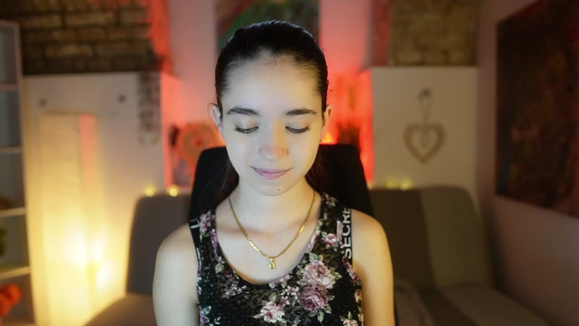 Gallery image thumbnail from Gia_Paige18's myfreecams stream on, 02/13/2025, 09:35 image 2 of 20