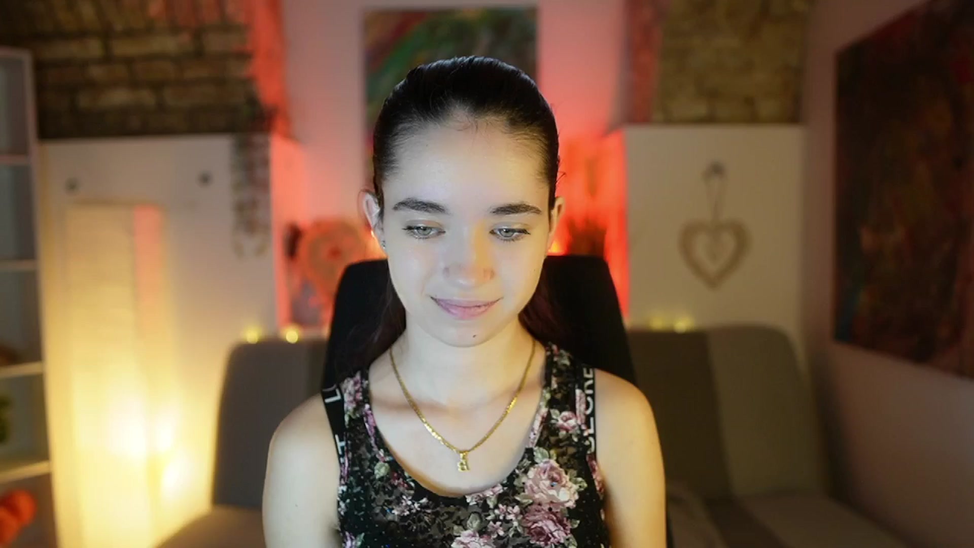 Gallery image thumbnail from Gia_Paige18's myfreecams stream on, 02/13/2025, 09:35 image 9 of 20