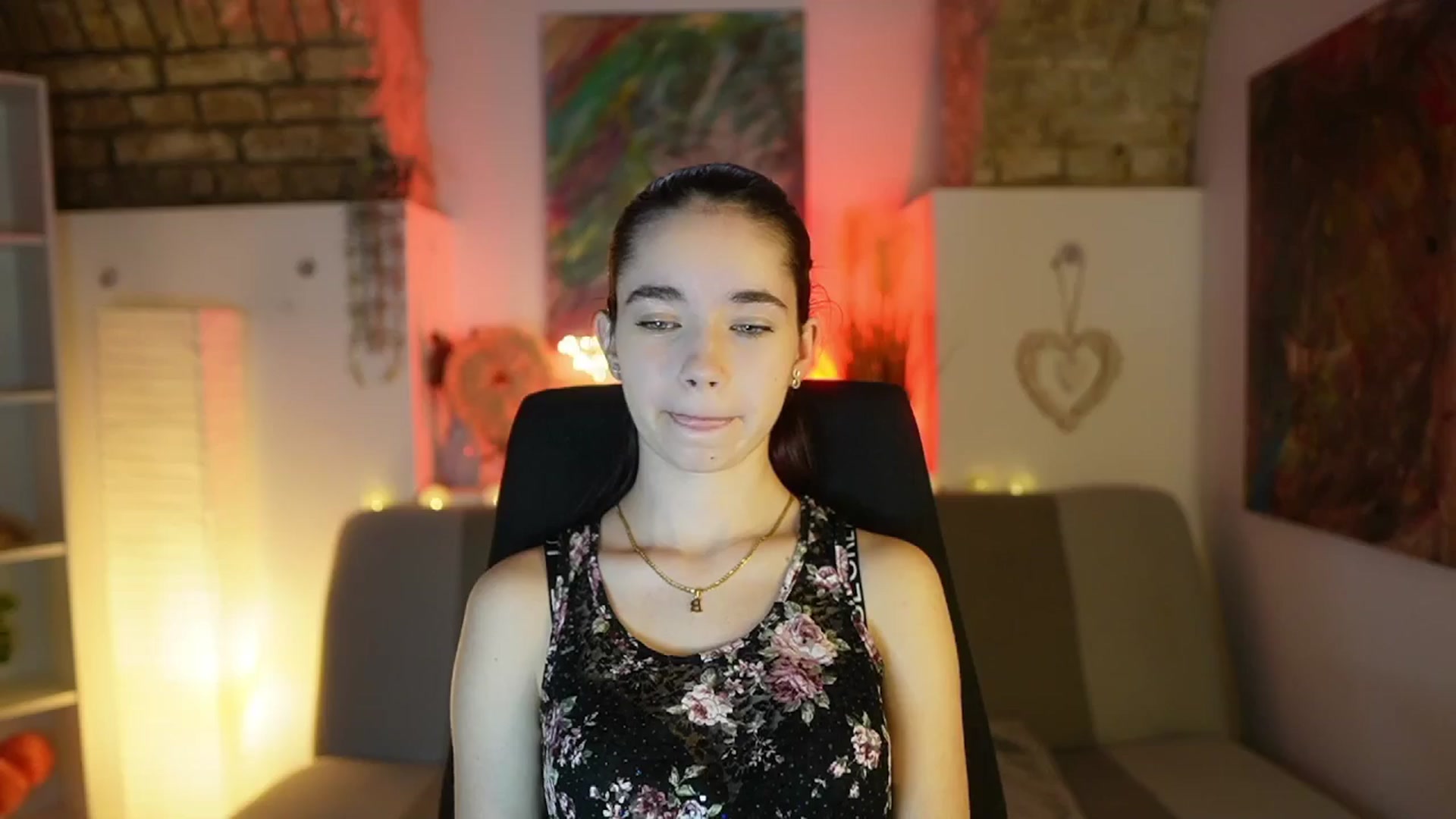 Gallery image thumbnail from Gia_Paige18's myfreecams stream on, 02/13/2025, 09:35 image 20 of 20