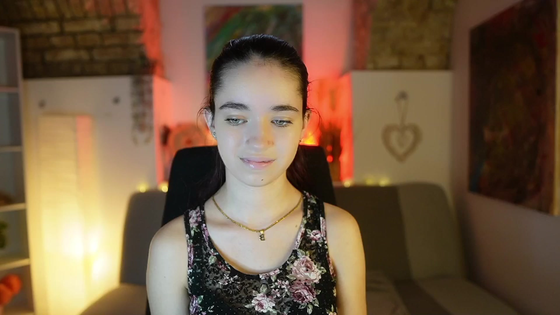 Gallery image thumbnail from Gia_Paige18's myfreecams stream on, 02/13/2025, 11:03 image 7 of 20