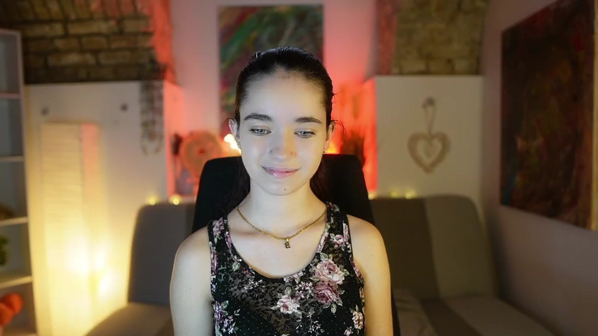 Gallery image thumbnail from Gia_Paige18's myfreecams stream on, 02/13/2025, 11:03 image 15 of 20