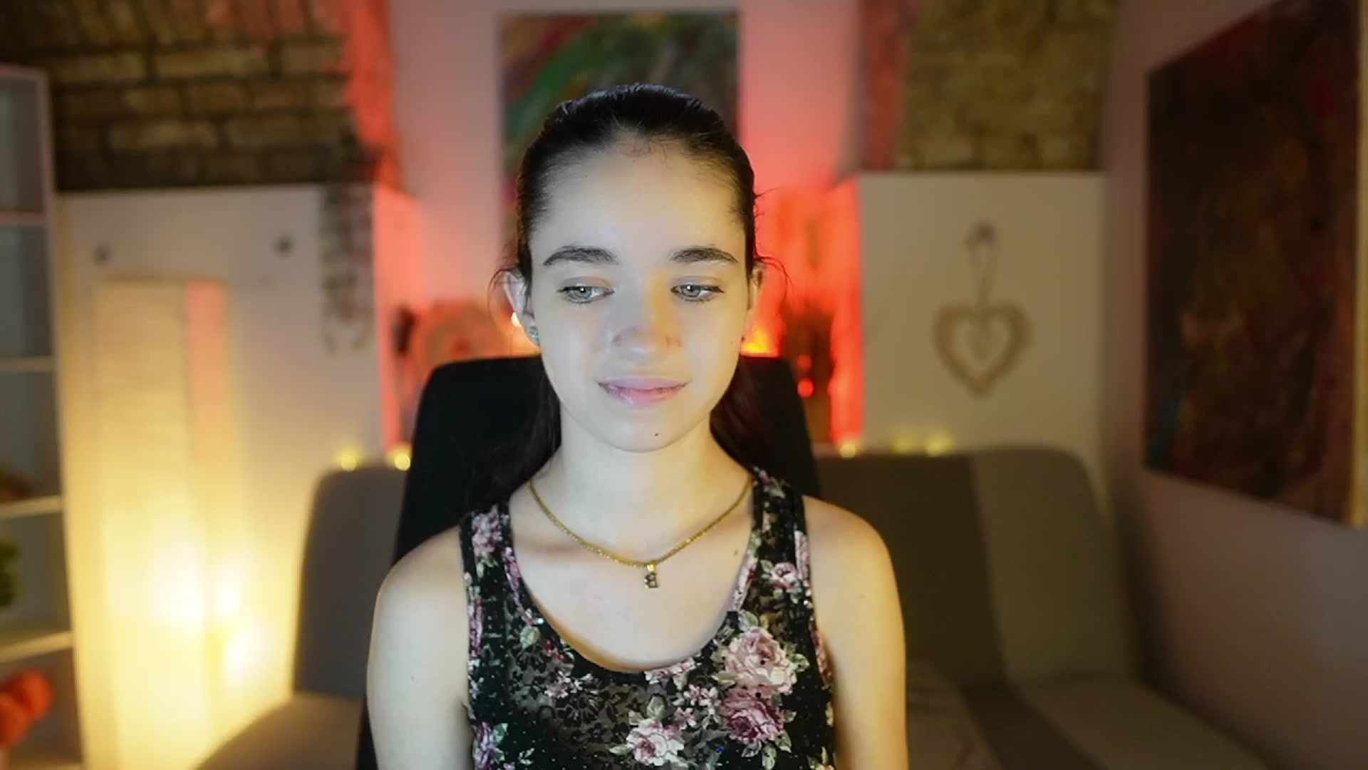 Gallery image thumbnail from Gia_Paige18's myfreecams stream on, 02/13/2025, 11:03 image 6 of 20