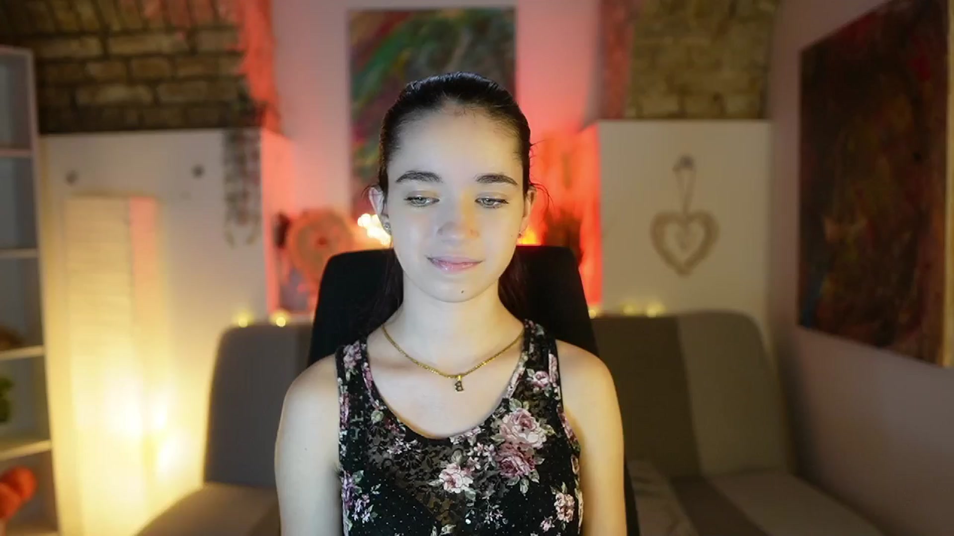 Gallery image thumbnail from Gia_Paige18's myfreecams stream on, 02/13/2025, 11:03 image 13 of 20