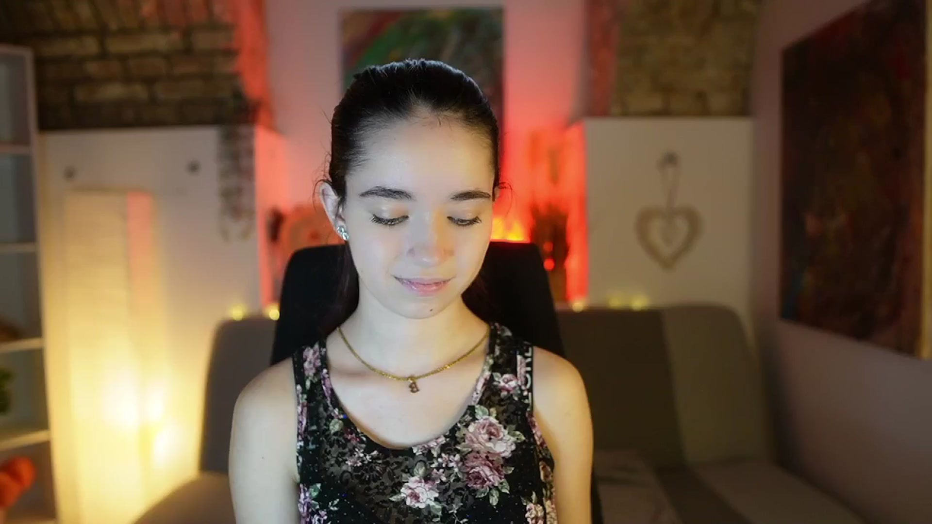 Gallery image thumbnail from Gia_Paige18's myfreecams stream on, 02/13/2025, 13:17 image 2 of 20