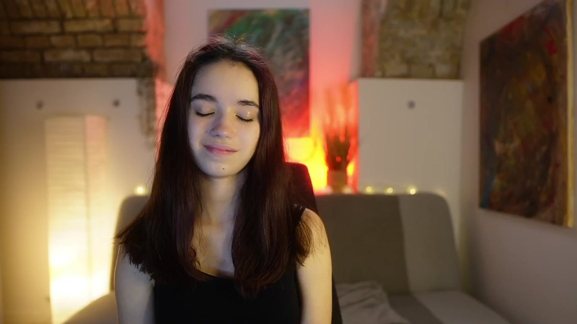 Gallery image thumbnail from Gia_Paige18's myfreecams stream on, 02/15/2025, 13:37 image 15 of 20