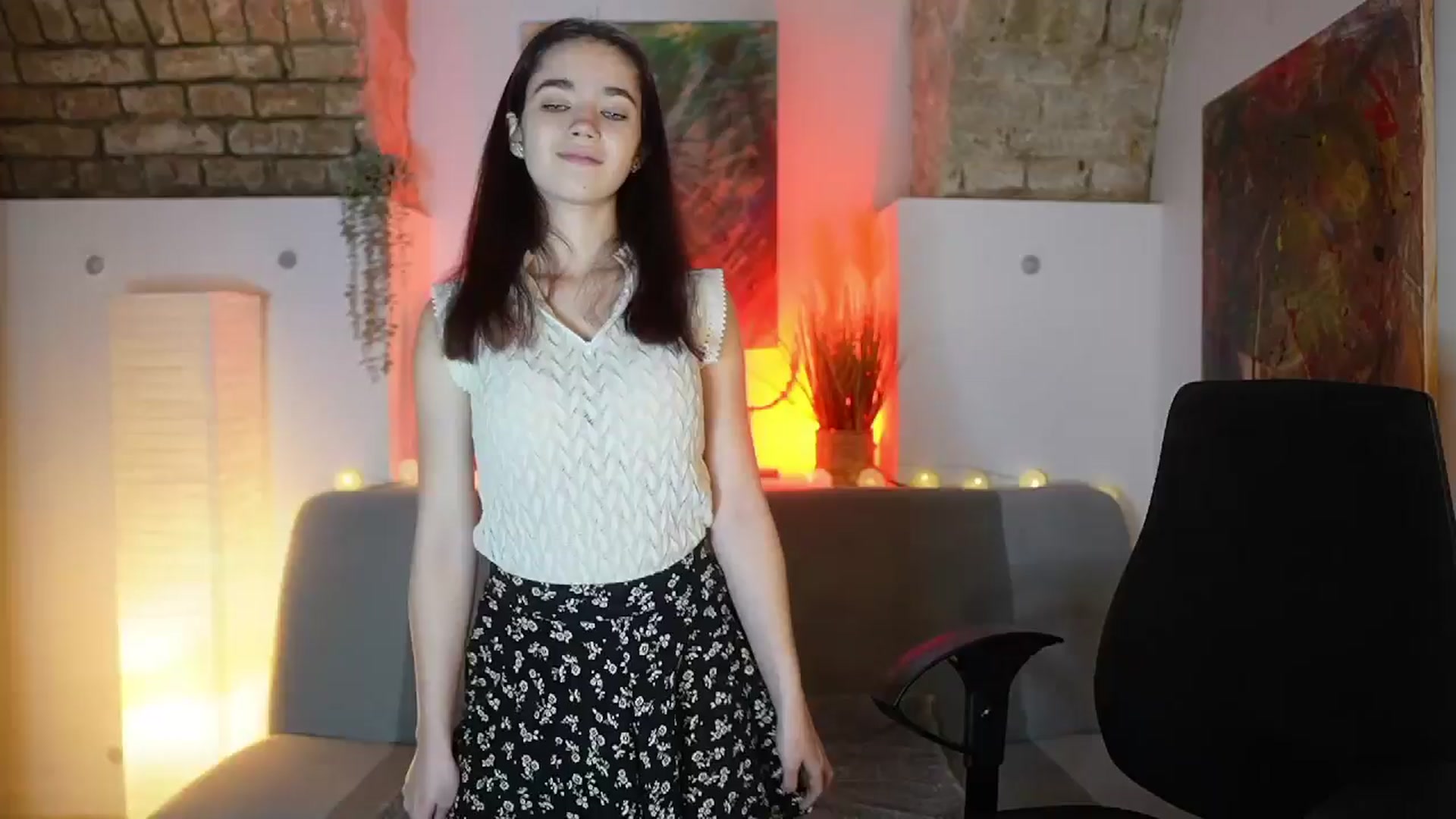 Gallery image thumbnail from Gia_Paige18's myfreecams stream on, 02/17/2025, 08:27 image 7 of 20
