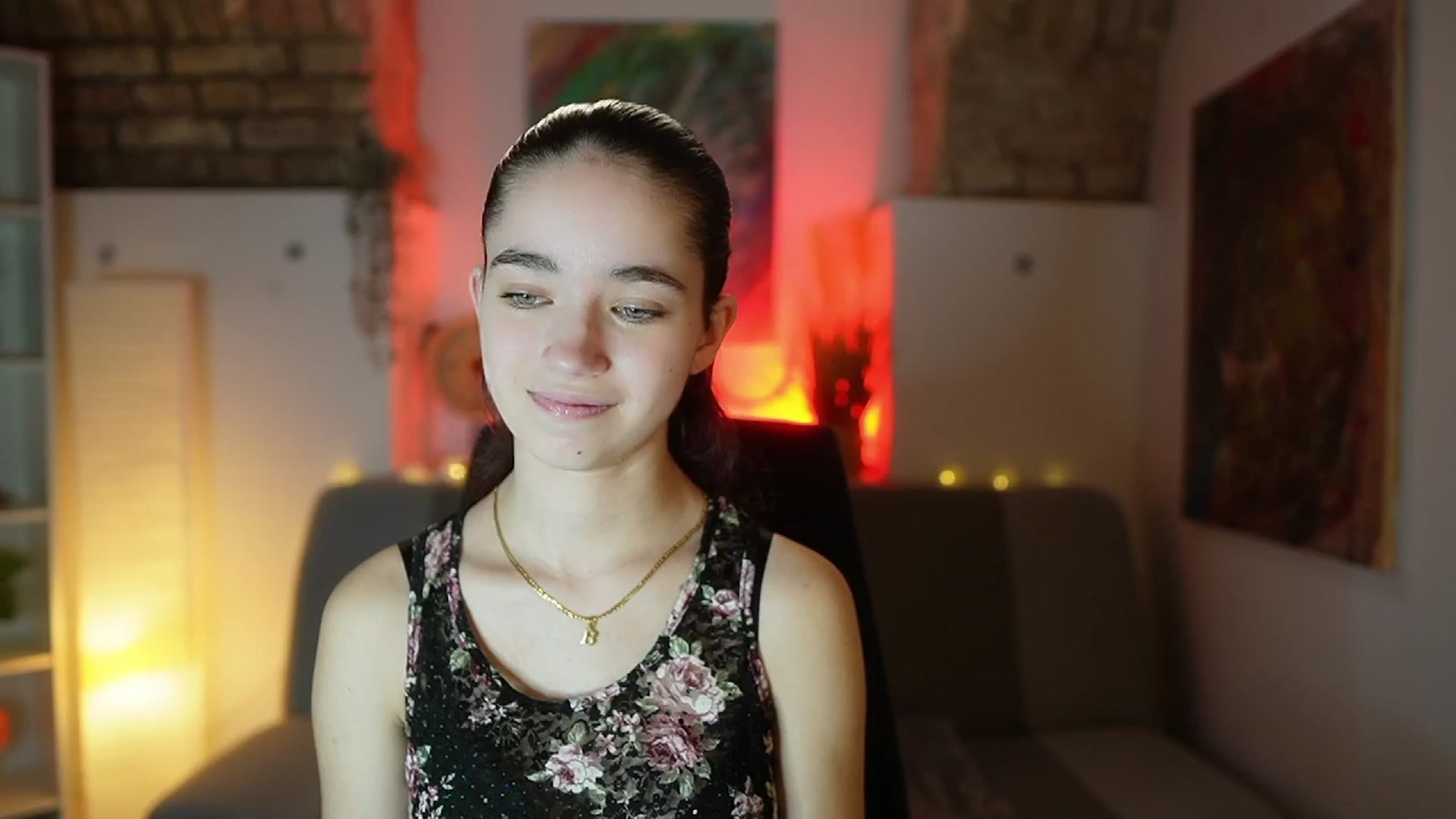 Gallery image thumbnail from Gia_Paige18's myfreecams stream on, 03/01/2025, 14:39 image 2 of 20
