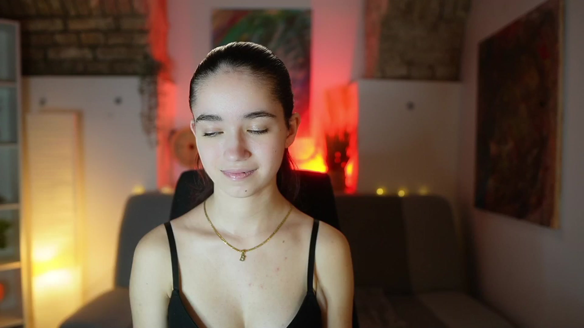 Gallery image thumbnail from Gia_Paige18's myfreecams stream on, 03/01/2025, 14:39 image 15 of 20