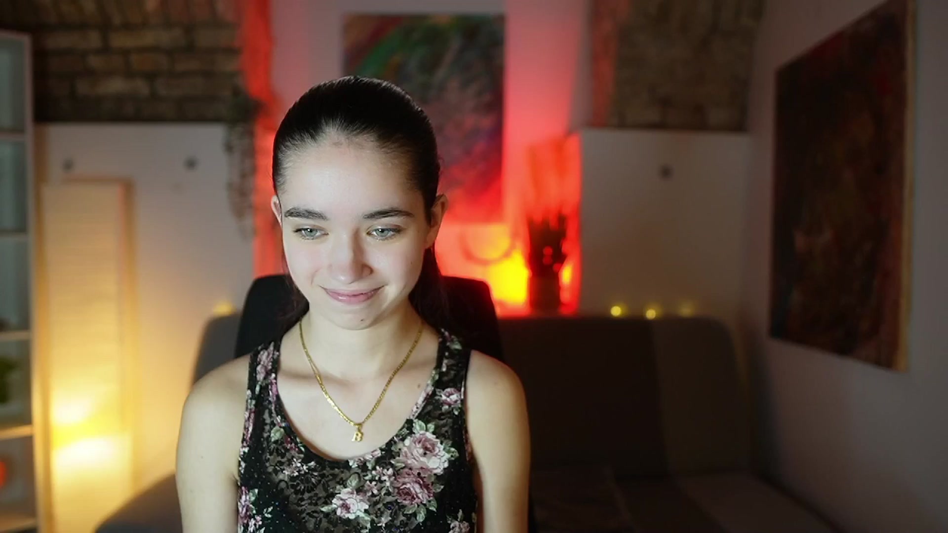 Gallery image thumbnail from Gia_Paige18's myfreecams stream on, 03/01/2025, 15:59 image 9 of 20
