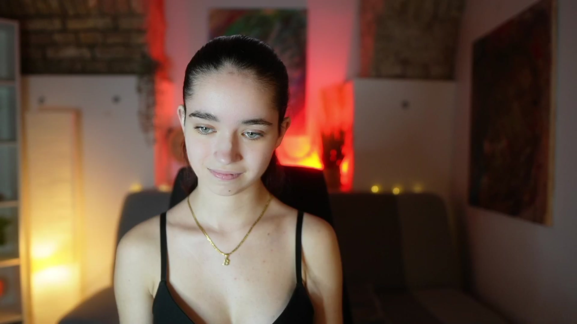 Gallery image thumbnail from Gia_Paige18's myfreecams stream on, 03/01/2025, 15:59 image 16 of 20