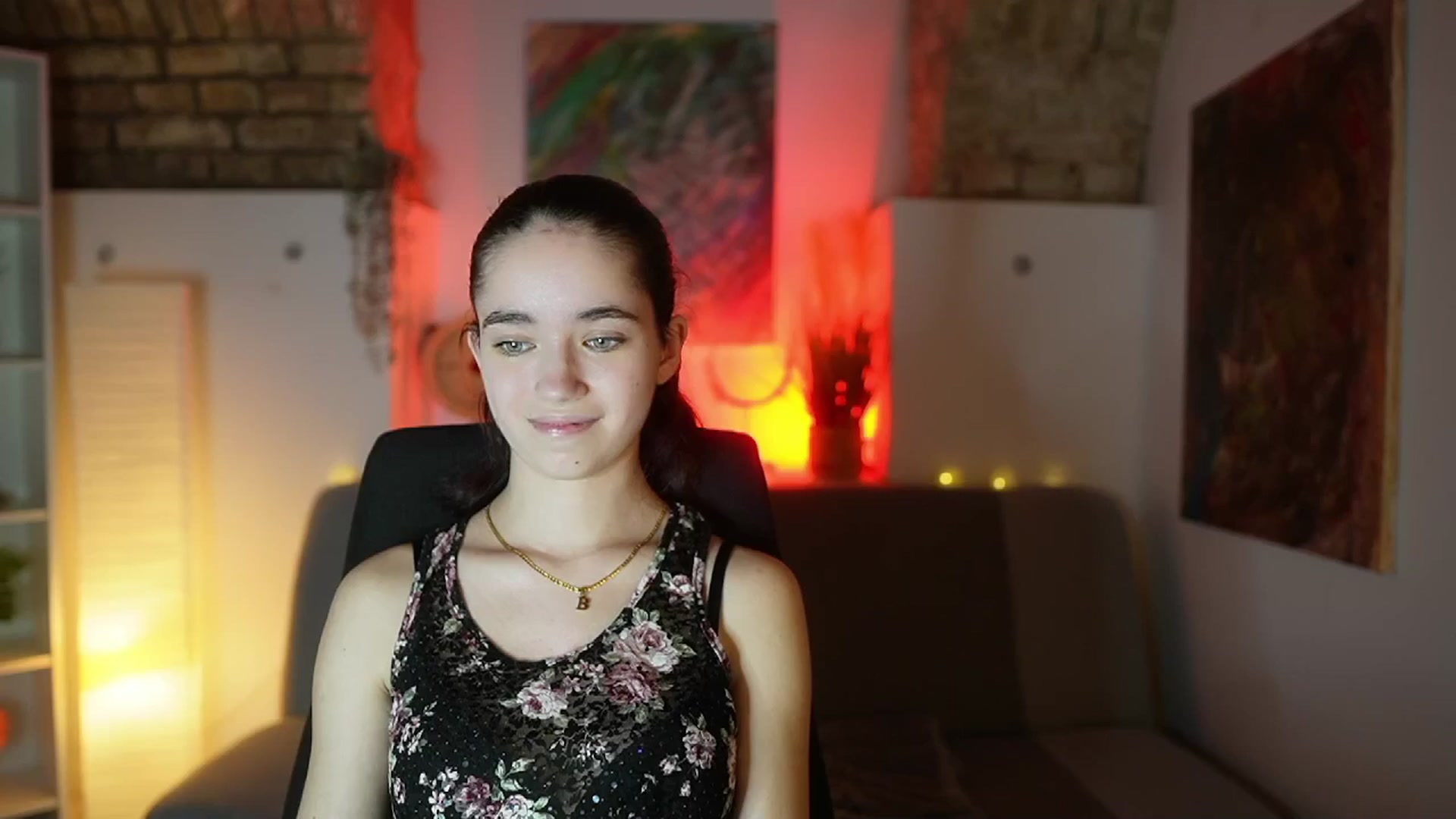 Gallery image thumbnail from Gia_Paige18's myfreecams stream on, 03/01/2025, 18:04 image 13 of 20